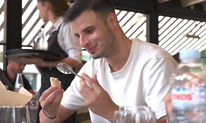 Βγήκαν για... μακαρονάδα οι παίκτες του Ατρομήτου