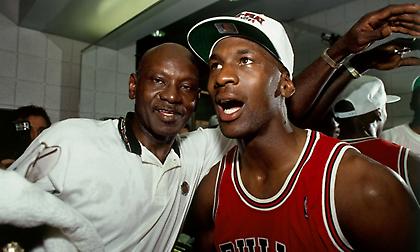 Ανατροπή στην υπόθεση της δολοφονίας του πατέρα του Μάικλ Τζόρνταν: Καταδικάστηκε λάθος άνθρωπος;