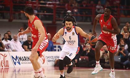 Ζέρβας: «Ευκαιρία για ένα μεγάλο διπλό με Εφές ο Ολυμπιακός - Κλειδί άμυνα, ρυθμός και ριμπάουντ»