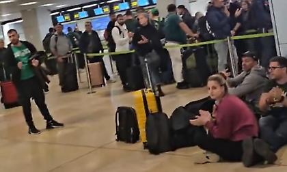 Θερμό χειροκρότημα στους παίκτες από τους οπαδούς του Παναθηναϊκού στο αεροδρόμιο της Μαδρίτης