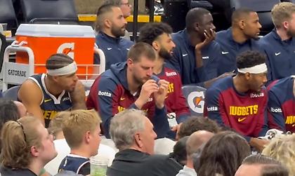 Χαλαρός Γιόκιτς, έκοβε τα νύχια του στον πάγκο των Νάγκετς!