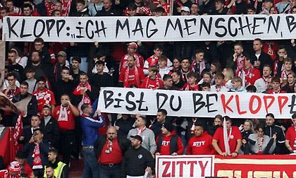 «Είσαι τρελός;»: Μαζικό κράξιμο σε Κλοπ από τους οπαδούς της Μάιντς!