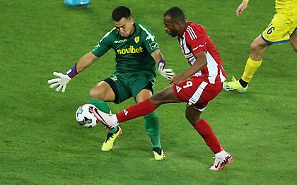 Τσανάκας: «Να μη συνεχιστεί η παράδοση του πρώτου ημιχρόνου για τον Ολυμπιακό…»