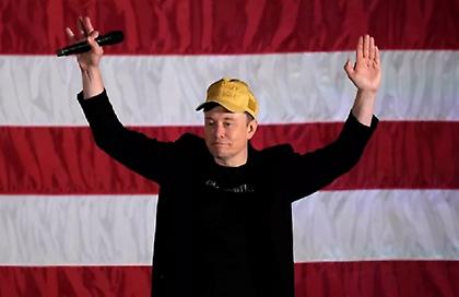 Ενα εκατομμύριο δολάρια σε όποιον υπογράψει την αίτηση του Μασκ υπέρ της οπλοκατοχής - Έδωσε ήδη την πρώτη επιταγή