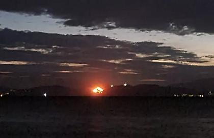 Ολονύχτια μάχη με τις φλόγες στη Σάμο - Ορατή και από το Κουσάντασι η φωτιά - Χωρίς ενεργό μέτωπο πλέον