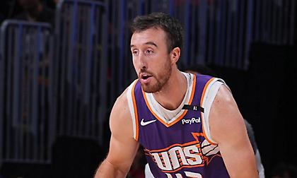 Άφησαν ελεύθερο τον Καμίνσκι οι Σανς