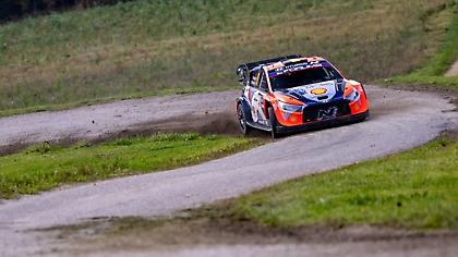 Νικητής στο Ράλι Κεντρικής Ευρώπης ο Τάνακ, παράταση στέψης για Νεβίλ