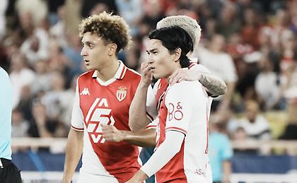 Σκόρπισε με πεντάρα τον Ερυθρό και πάει φουλ για πρόκριση η Μονακό!