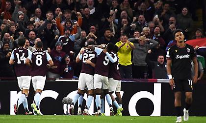 «Δείτε τι κάνει η Άστον Βίλα»: Τρέλα στον αγγλικό Τύπο για την ομαδάρα του Έμερι και το 3Χ3 στο Champions League!