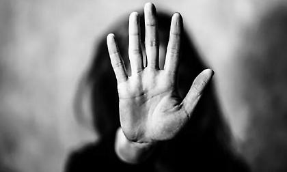 Στο Αυτόφωρο 20χρονος που ξυλοκόπησε μητέρα και αδερφή στη Λευκάδα