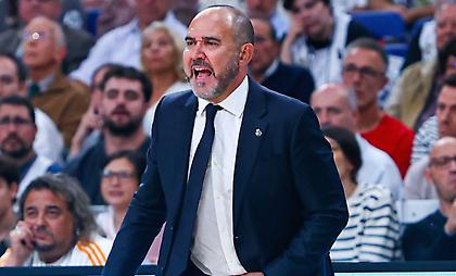 Τσους Ματέο: «Πολύ δύσκολη ομάδα ο Ερυθρός Αστέρας»