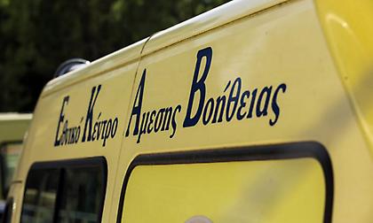 Αγιοι Ανάργυροι: Σοβαρός τραυματισμός 14χρονης λόγω πτώσης σοβά από κτίριο