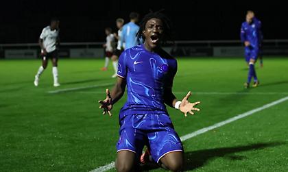 Αυτός είναι ο 17χρονος, Σουμάιρα Μουέκα, που πήρε μαζί του ο Μαρέσκα ενόψει Παναθηναϊκού