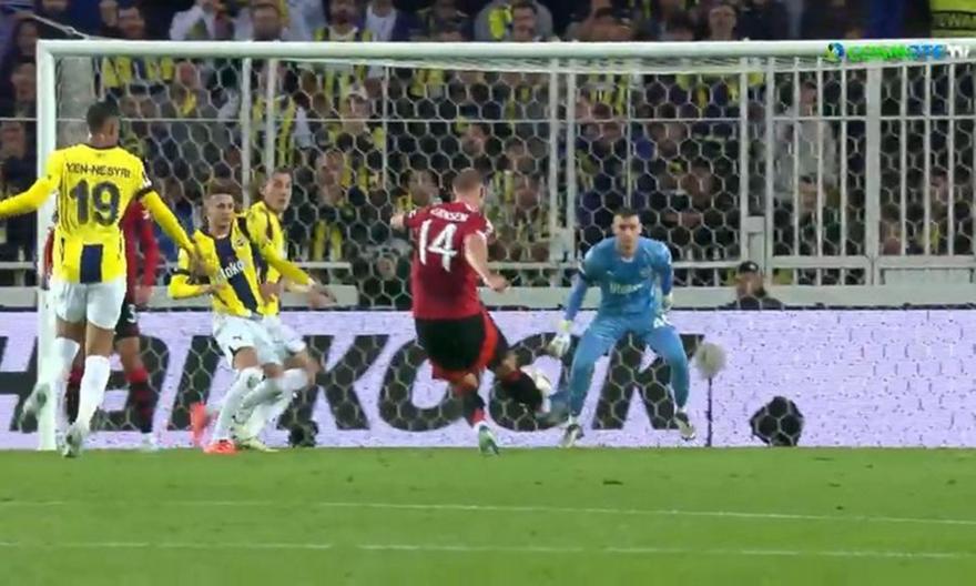 Φενέρμπαχτσε-Μάντσεστερ Γιουνάιτεντ: Το γκολ του Έρικσεν