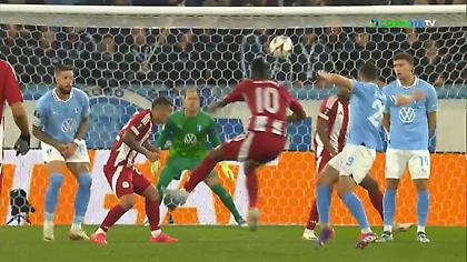 Πήγε για μυθική γκολάρα ο Ζέλσον, του τη στέρησε το δοκάρι!