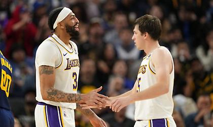 Ο ΛεΜπρόν τι έχει να πει; Ο Όστιν Ριβς χαρακτήρισε τον Ντέιβις καλύτερο παίκτη των Λέικερς!