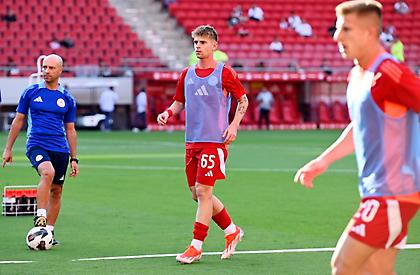 Τσανάκας: «Γρίφος μεσοεπιθετικά για την ενδεκάδα στον Ολυμπιακό, πρέπει να δείξει σταθερότητα και στην Ελλάδα»