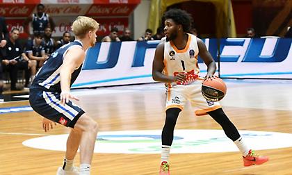 Ο απόλυτος μαέστρος: Μοίρασε 16 ασίστ ο Γουόκερ και ισοφάρισε το ρεκόρ Χίκι-Μουράτου!