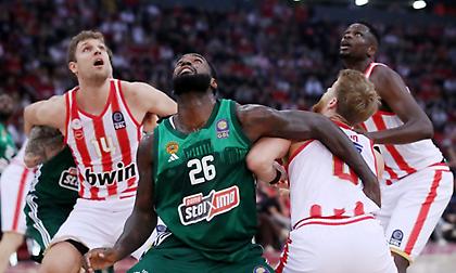 Το ντέρμπι «αιωνίων» στο ΣΕΦ: Ολυμπιακός-Παναθηναϊκός (4η περίοδος)