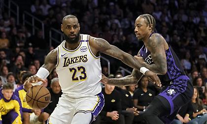 Αγέραστος Λεμπρόν, οδήγησε στο 3/3 τους Λέικερς με τριπλ-νταμπλ-Τσάμπα… 40άρες από Ντόντσιτς και Γιόκιτς