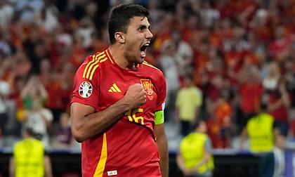 Τα σάρωσε όλα: Για αυτό παίρνει τη Χρυσή Μπάλα ο Ρόδρι!