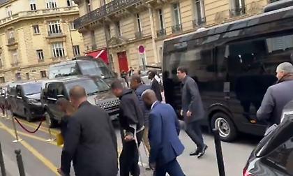 Στο Παρίσι με πατερίτσες ο Ρόδρι για την Χρυσή Μπάλα!