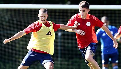 Νικολακόπουλος: «Περιμένουμε Μπακούλα και Παπακανέλλο στην αποστολή του Ολυμπιακού»