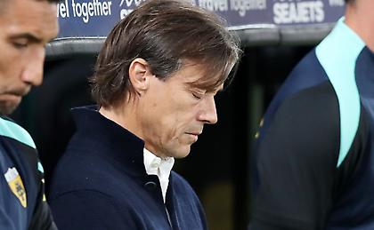 Ζήκος σε Αλμέιδα: «Άλλαξέ το, φτιάξ’ το και θα είμαστε δίπλα σου μέχρι το τέλος»