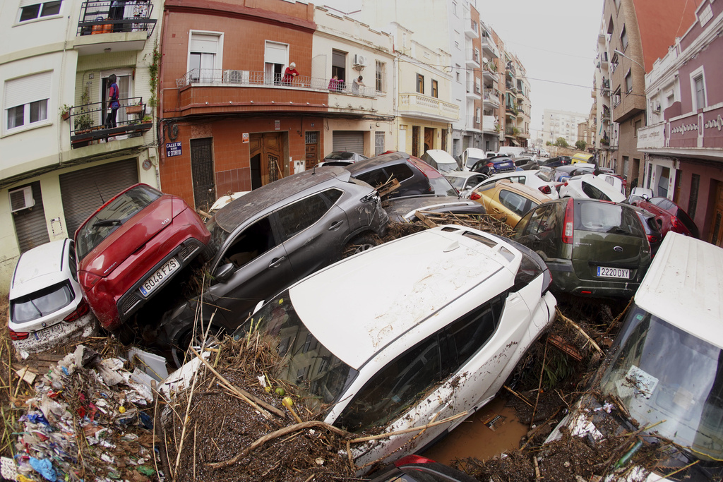 Βαλένθια: Συγκλονιστικές φωτογραφίες από τις πλημμύρες