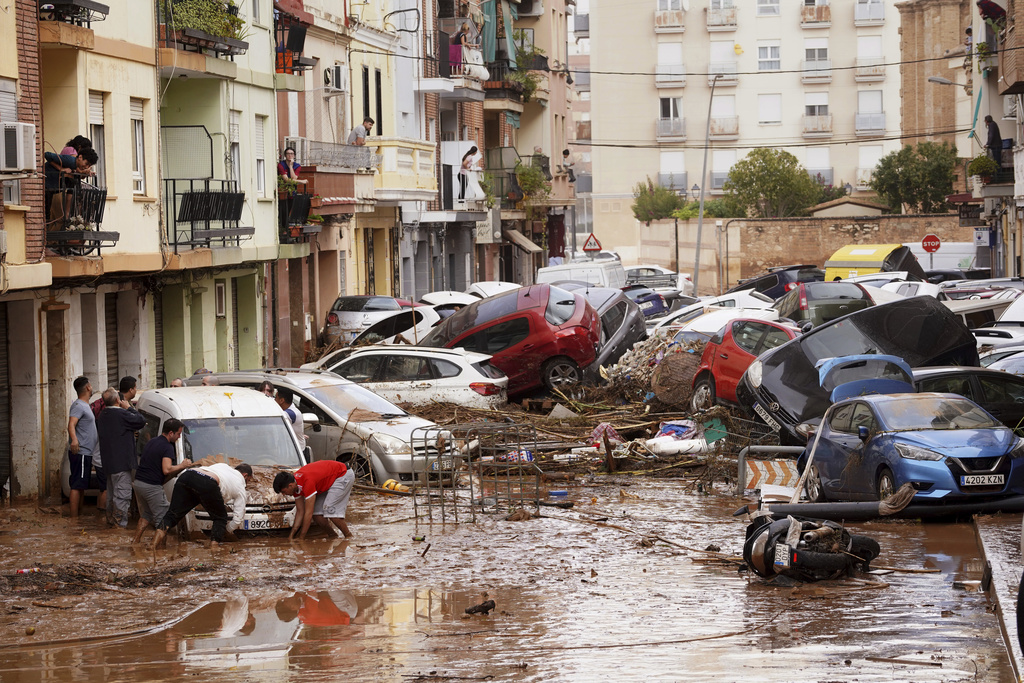 Βαλένθια: Συγκλονιστικές φωτογραφίες από τις πλημμύρες