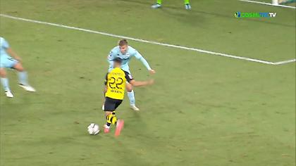 Άγγιξε το 2-0 η ΑΕΚ, στο δοκάρι το πλασέ του Φερνάντες