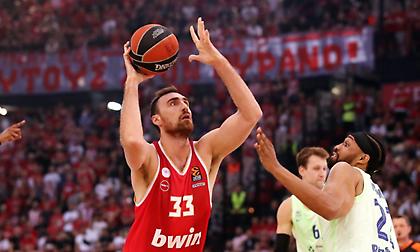 Μιλουτίνοφ: «Νιώθω καλά που έχω μεγαλύτερο ρόλο - Υπάρχει ακόμα χώρος για πρόοδο»