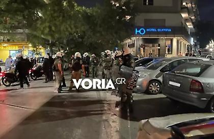 Θεσσαλονίκη: Δύο άτομα συνελήφθησαν σε πορεία αντεξουσιαστών - Οδηγούνται στον εισαγγελέα