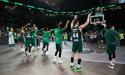 Το showtime στο ΟΑΚΑ και το «χόρτο μαγικό» με τον κόσμο: Η παρακάμερα από τη νίκη του Παναθηναϊκού επί της Βιλερμπάν!