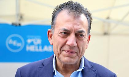 Το παρασκήνιο της αλλαγής απόφασης Βρούτση για τους φιλάθλους της ΑΕΚ