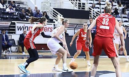 Σάρωσε τον ΠΑΟΚ ο Ολυμπιακός