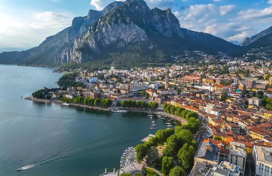 «Δαιμόνιo» marketing: Εταιρεία πουλάει... αέρα από τη λίμνη Κόμο - Τον παστεριώνει σε κονσέρβα!