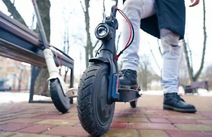 Τροχαίο στο Χολαργό: Στη ΜΕΘ σε κρίσιμη κατάσταση ο 12χρονος με το πατίνι