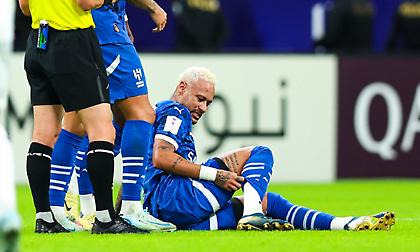 Τουλάχιστον έναν μήνα εκτός αγωνιστικής δράσης μετά τον νέο τραυματισμό του ο Νεϊμάρ