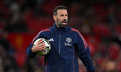 Φαν Νίστελροϊ: «Όλη μας η προσοχή στο παιχνίδι με τον ΠΑΟΚ - Είναι ομάδα με εμπειρία και ταλέντο»