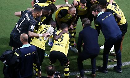 Τσακίρης: «Οι δυσκολίες που πρέπει να ξεπεράσει η ΑΕΚ - Το μεγαλύτερο ερωτηματικό για την 11άδα»