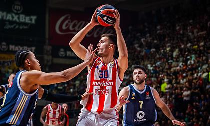 Έβαλε τέλος στο αρνητικό του σερί ξεσπώντας στην Άλμπα ο Ερυθρός Αστέρας