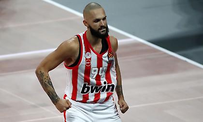 Φουρνιέ: «Τρομερή η ατμόσφαιρα, τρομερός ο κόουτς Μπαρτζώκας»