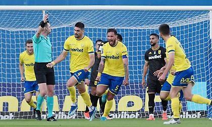Ασύλληπτο ροντέο και… buzzer beater νίκης στο 100' για τον Παναιτωλικό!