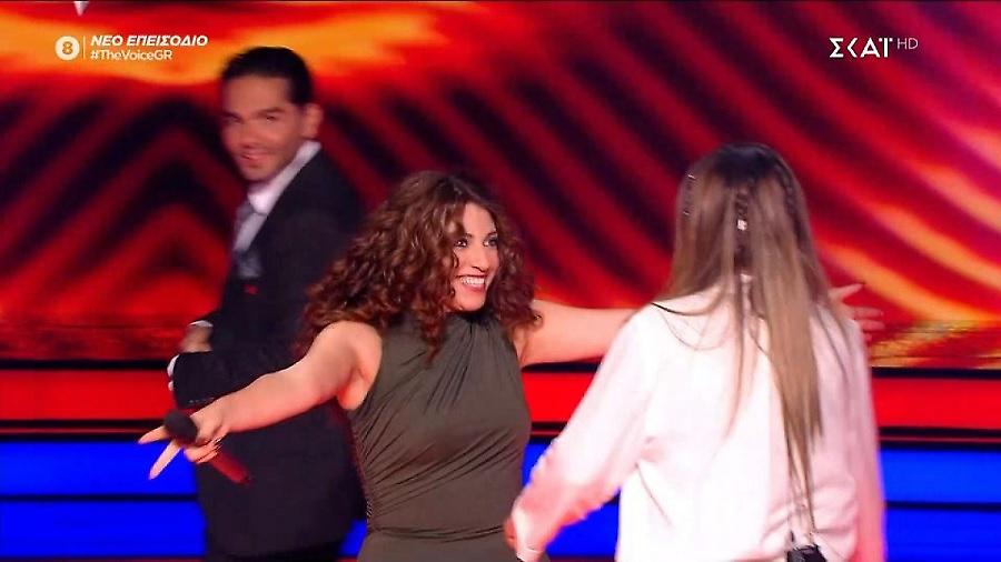 The Voice Of Greece: Πήρε στο κυνήγι τον Μάστορα η Παπαρίζου για το δεύτερο block - Ξέχασε να γυρίσει ο Μουζουράκης