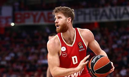 Oυόκαπ: «Βοήθησαν πολλοί παίκτες για αυτή τη νίκη, απίστευτος ο Φουρνιέ»