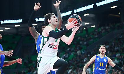 Οσμάν: «Υπάρχει πολύ ταλέντο στην ομάδα επιθετικά, το θέμα είναι η άμυνα»