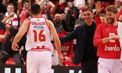 Η επιθετική μηχανή των «ερυθρόλευκων» και τα 6 τρίποντα του Παπανικολάου: Τα highlights από το Ολυμπιακός-Προμηθέας