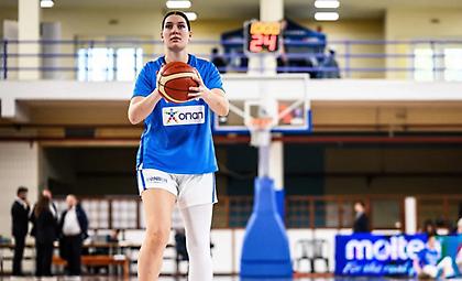 Εθνική Γυναικών: Εντυπωσιακό πρώτο ημίχρονο για τη Φασούλα υπό το βλέμμα του πατέρα της