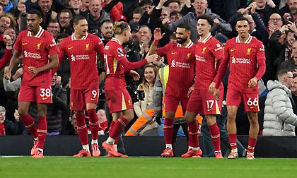 «Συζητούν για τα νέα συμβόλαια οι Σαλάχ, Φαν Ντάικ και Άρνολντ»!